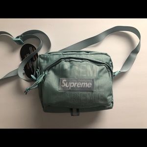 Supreme ss19 shoulder bag box logo